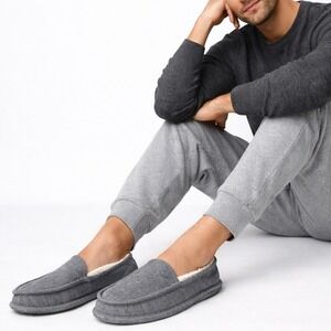 NEW CORDS Men's Non-slip Moccasin Slippers Gray/White Size 13-14 Indoor Outdoor